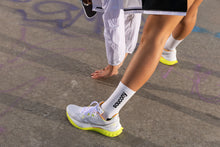 Load image into Gallery viewer, Endorphin Speed 4 Ladies